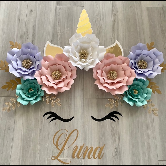 Unicorn & Paper Flower Decor - Picture 1 of 4